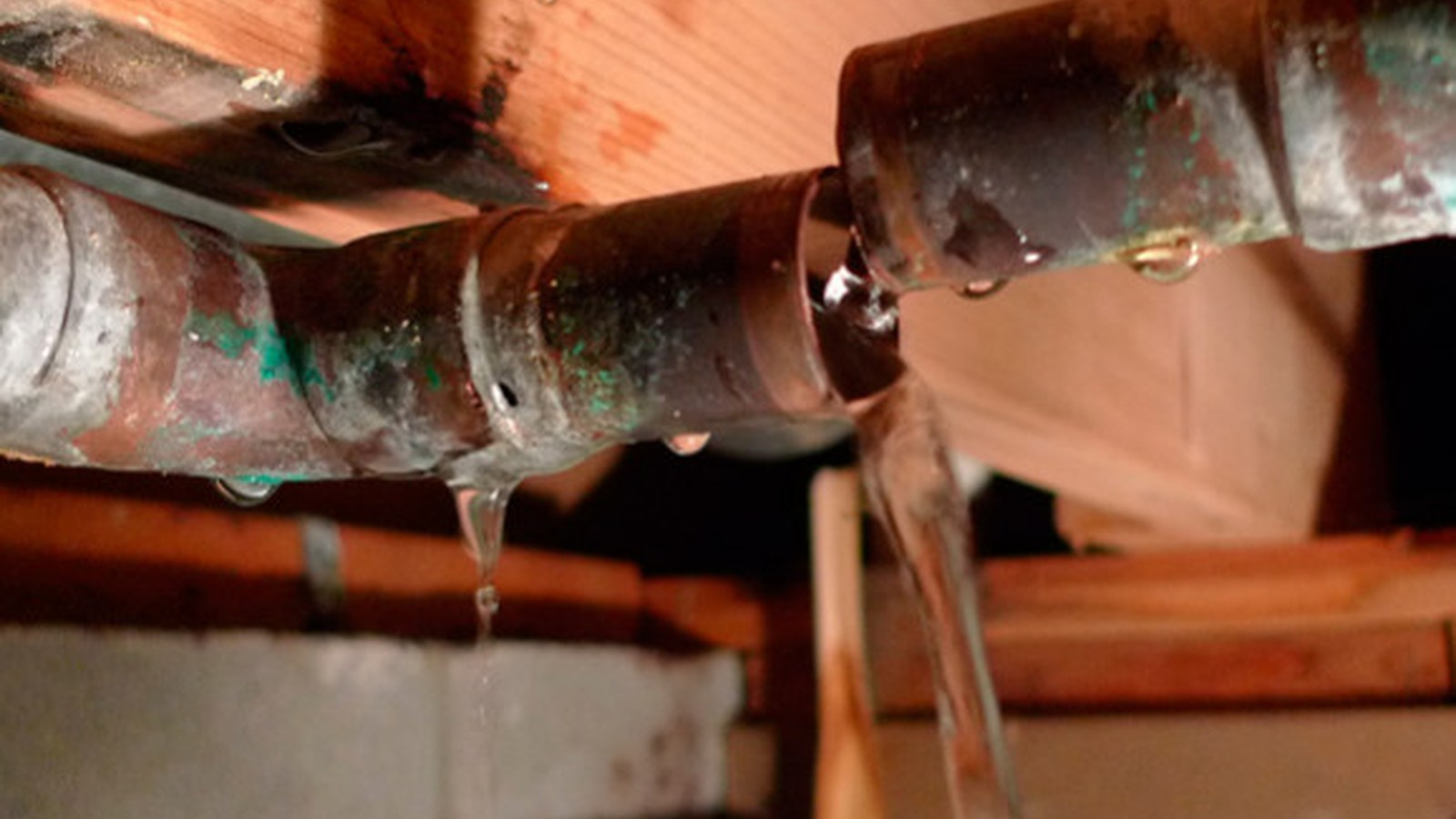 Pipe split caused by freezing winter temperatures